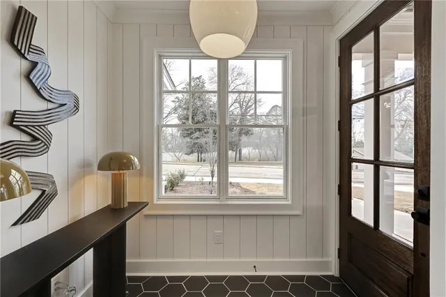 $750,000 | 724 Bradford Street Northwest, Gainesville, GA 30501