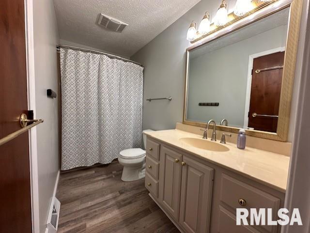 2113 Southbrooke Road Jacksonville, IL 62650 - Photo 24 of 37