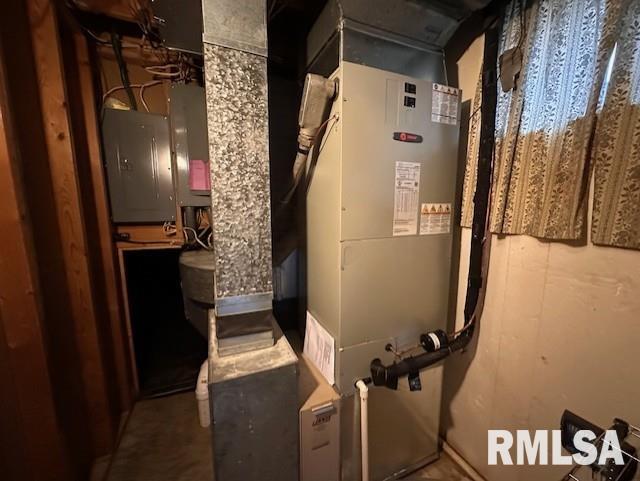 2113 Southbrooke Road Jacksonville, IL 62650 - Photo 34 of 37