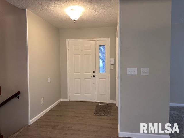 2113 Southbrooke Road Jacksonville, IL 62650 - Photo 6 of 37