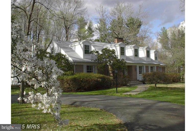 9301 Warfield Road Gaithersburg, MD 20882 - Photo 1 of 29 Exterior (Front)