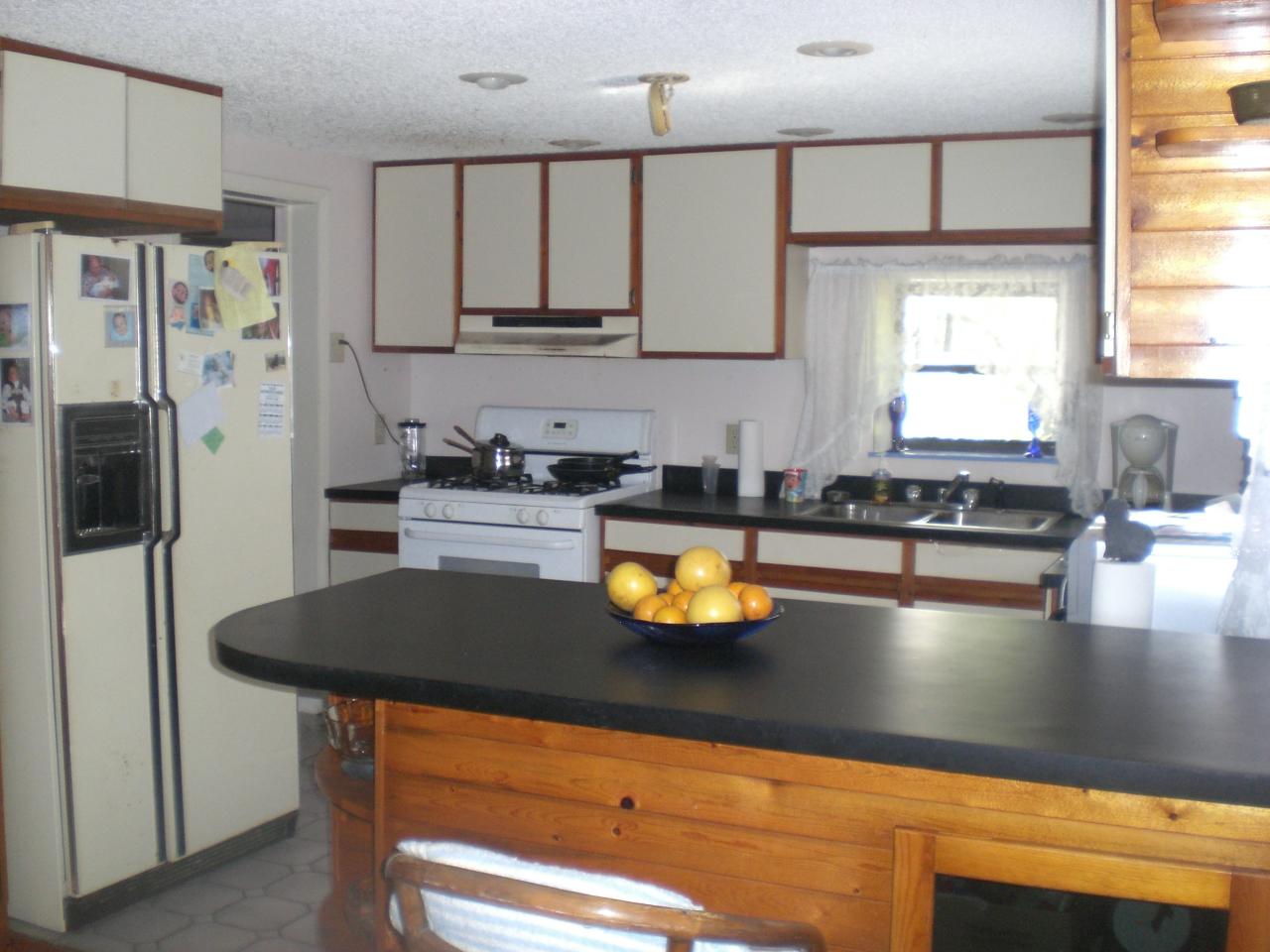 30935 Edward Road Big Pine Key, FL 33043 - Photo 2 of 11 Kitchen