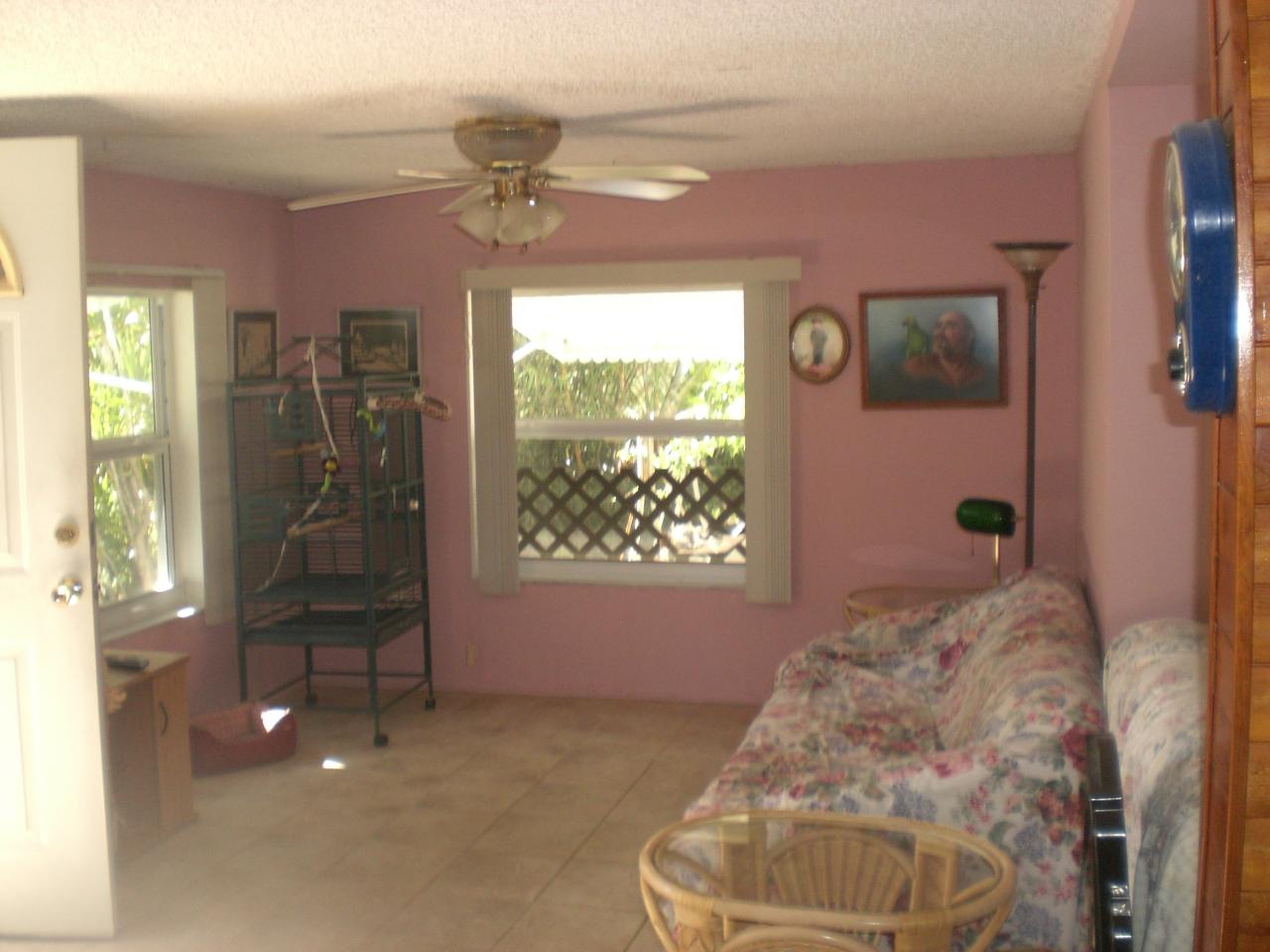 30935 Edward Road Big Pine Key, FL 33043 - Photo 6 of 11 Livingroom