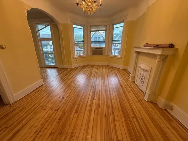 $2,400 | 223 Harrison Avenue, Unit 2, Jersey City, NJ 07304
