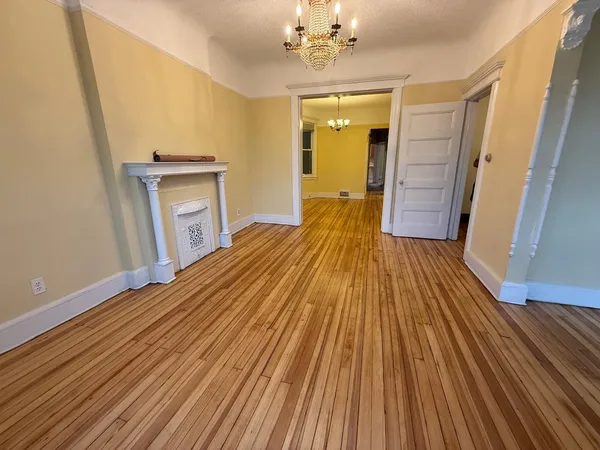 $2,400 | 223 Harrison Avenue, Unit 2, Jersey City, NJ 07304
