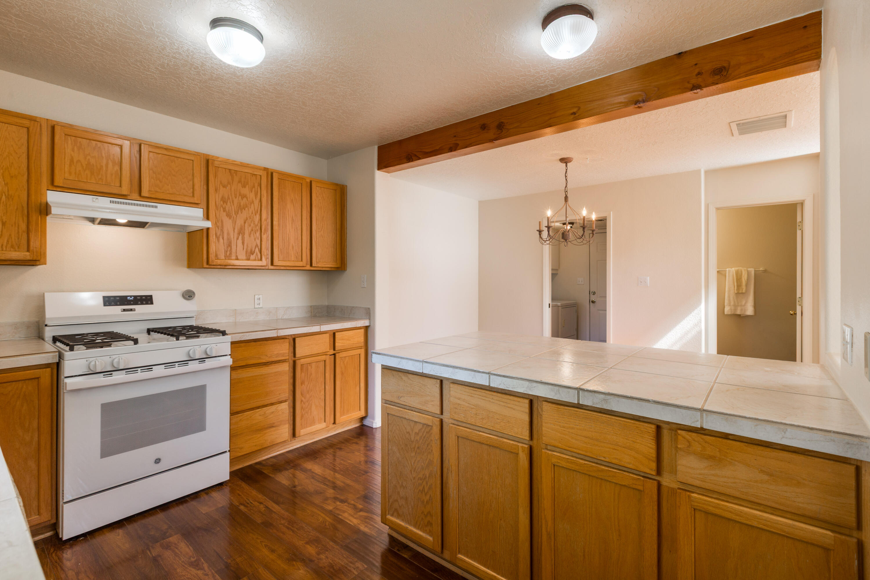 635 Reeves Place Southwest Los Lunas, NM 87031 - Photo 9 of 22 Gallery Image 9