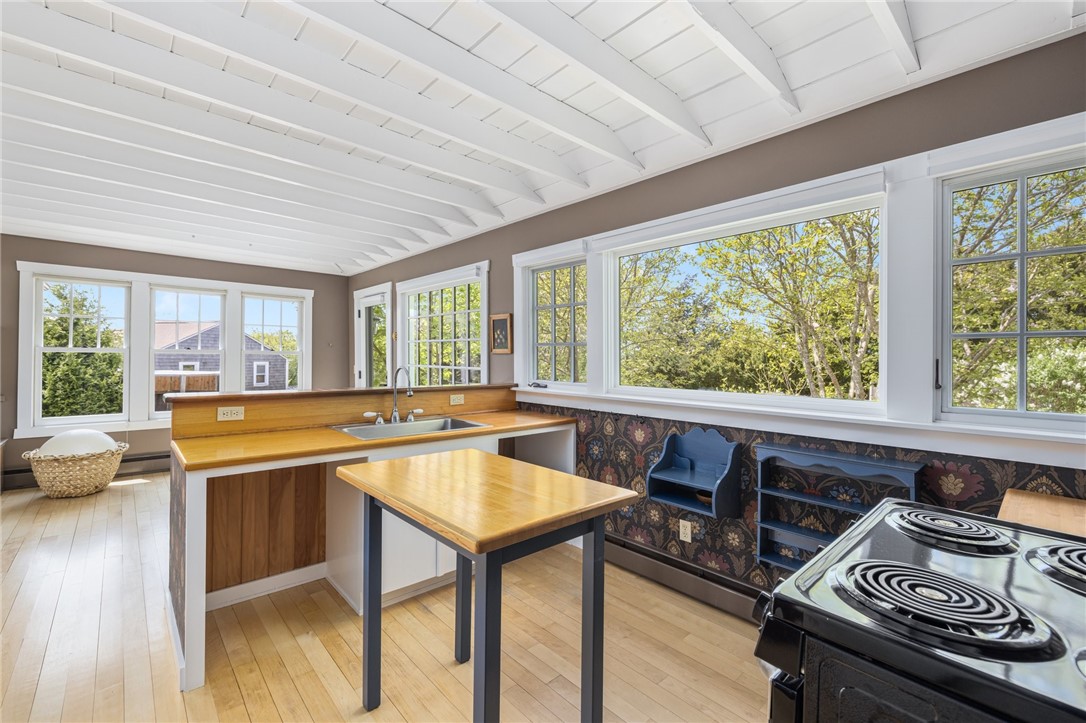 198 South Weeden Road South Kingstown, RI 02879 - Photo 20 of 50