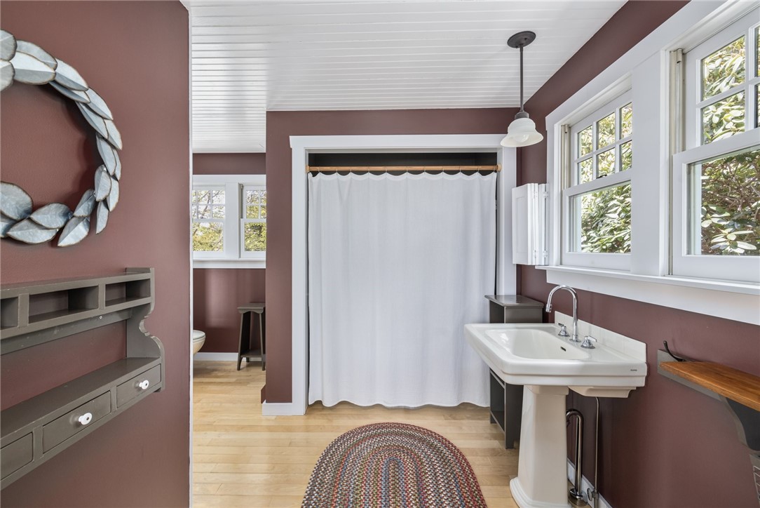 198 South Weeden Road South Kingstown, RI 02879 - Photo 24 of 50