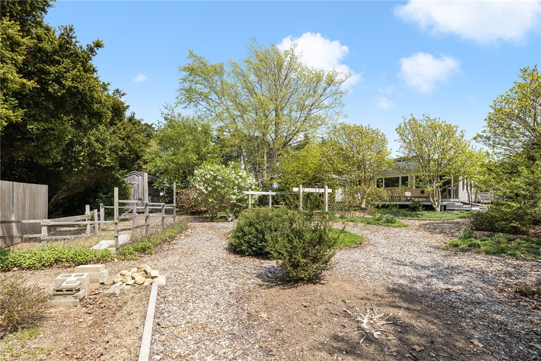 198 South Weeden Road South Kingstown, RI 02879 - Photo 33 of 50