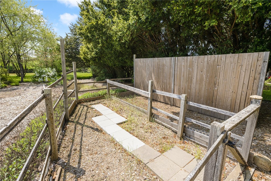 198 South Weeden Road South Kingstown, RI 02879 - Photo 36 of 50