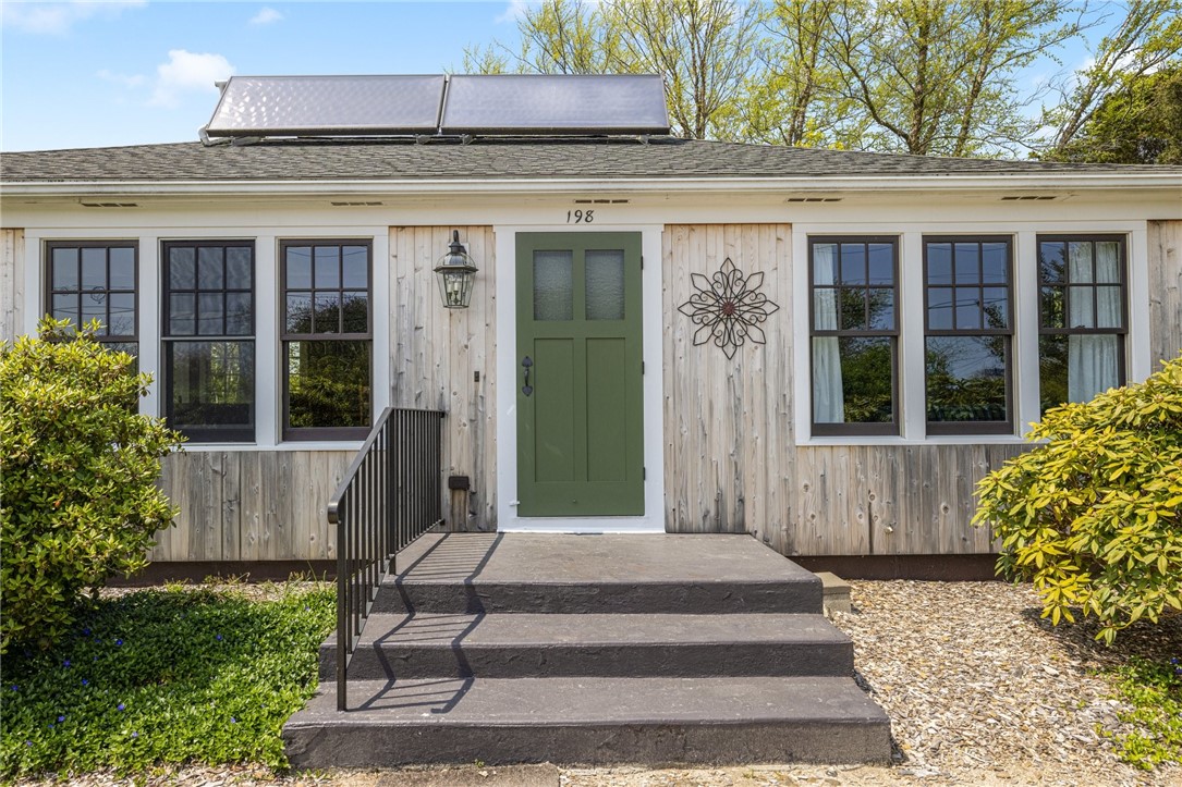 198 South Weeden Road South Kingstown, RI 02879 - Photo 4 of 50