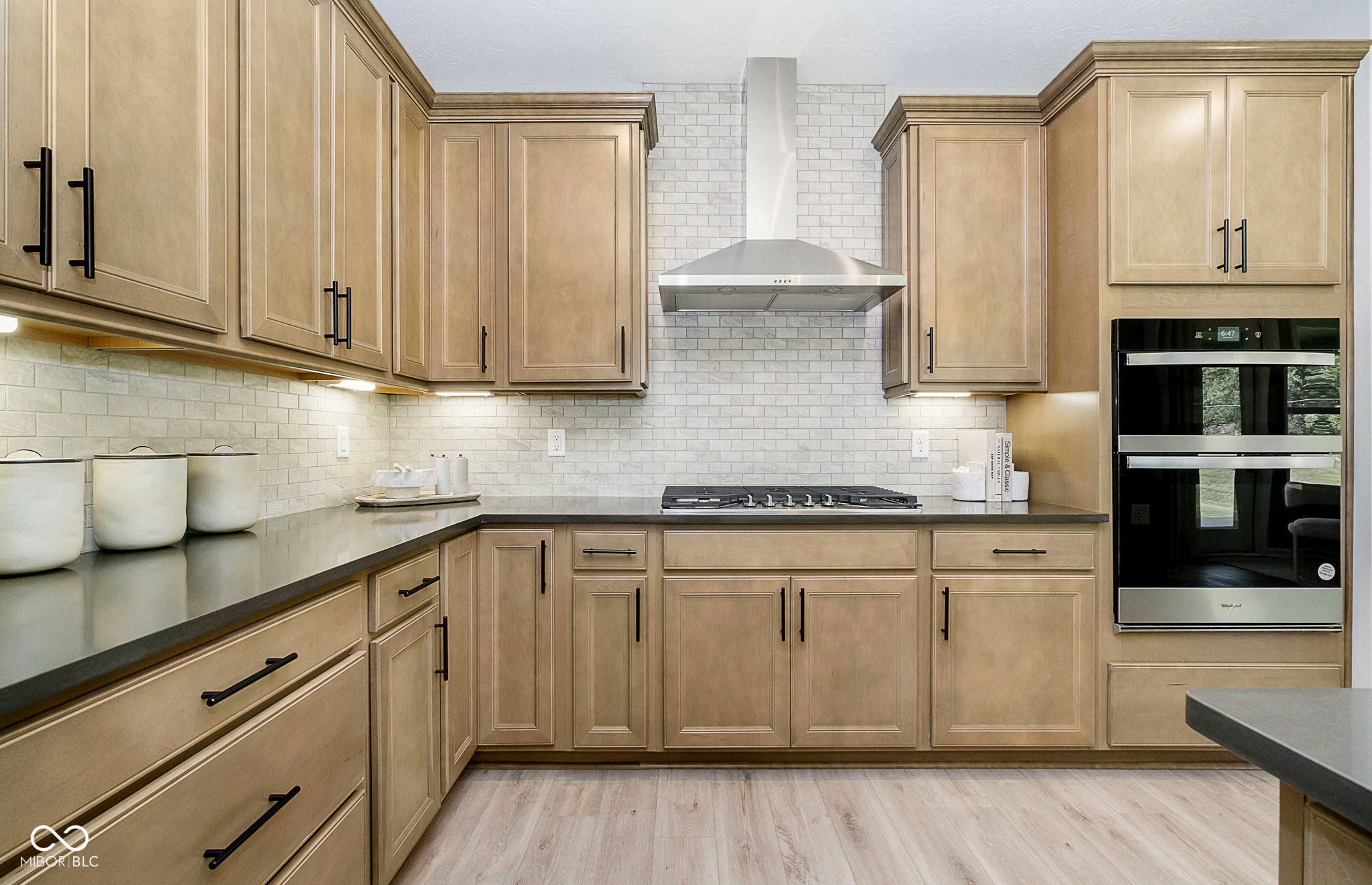 3091 Balsamroot Road Greenwood, IN 46143 - Photo 5 of 30 Gallery Image 5