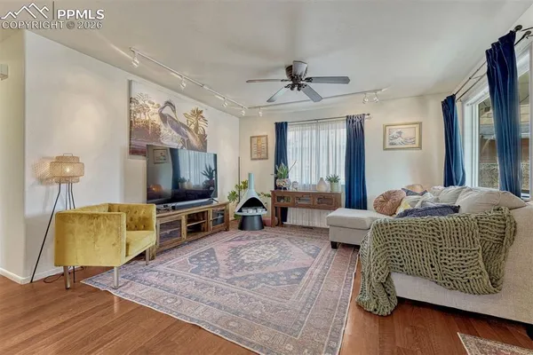 $350,000 | 1006 South Sierra Madre Street, Colorado Springs, CO 80903