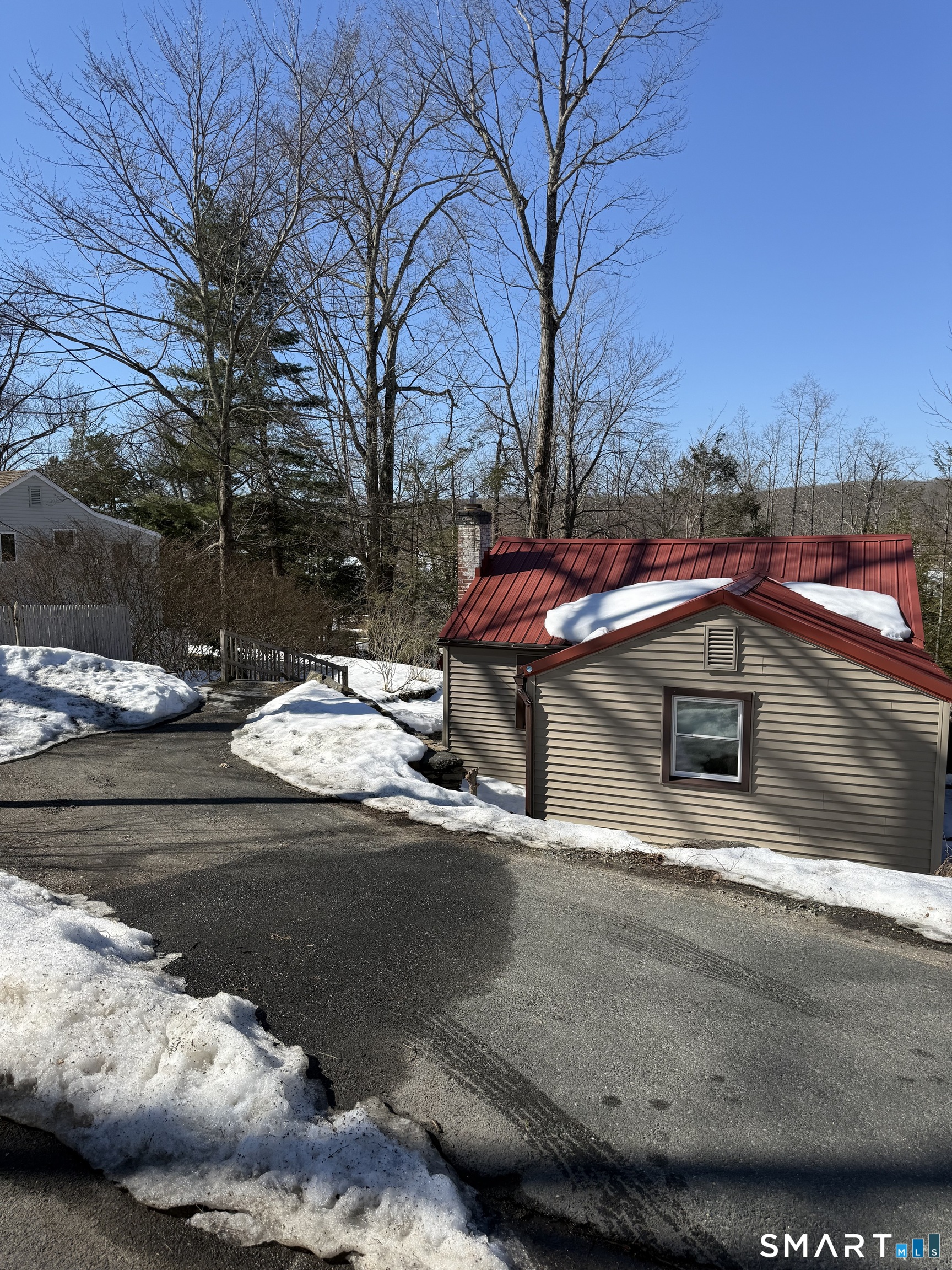 27 Dilliston Road New Hartford, CT 06057 - Photo 32 of 43