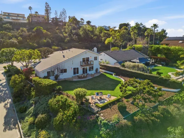 $2,095,000 | 2644 La Costa Avenue, Carlsbad, CA 92009