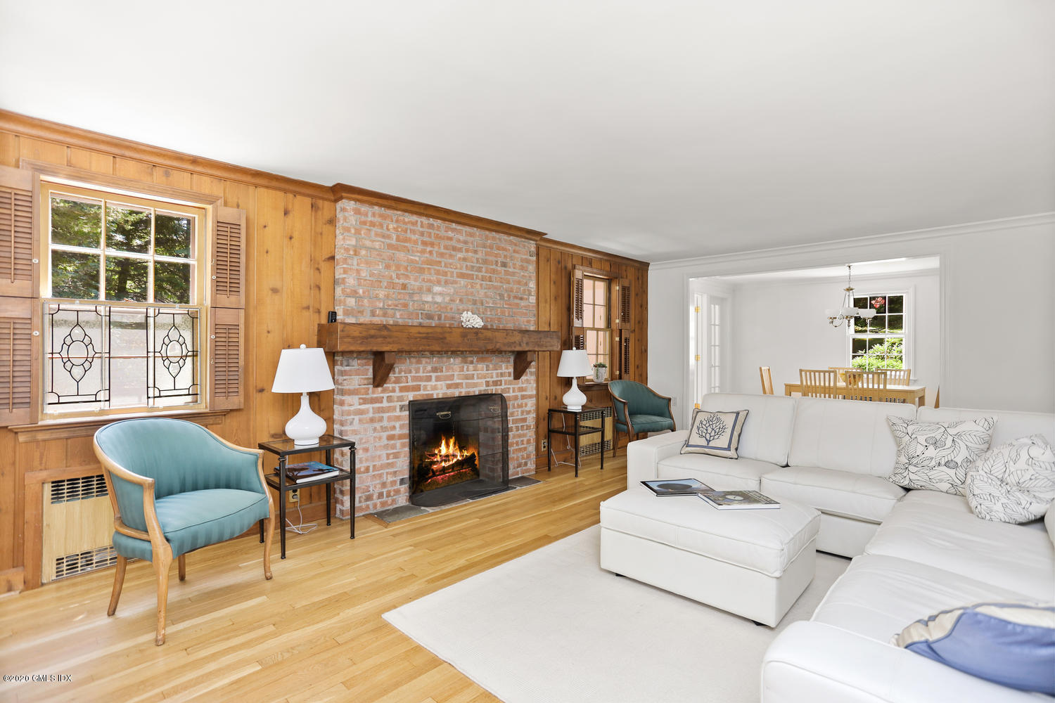 414 Riversville Road Greenwich, CT 06831 - Photo 3 of 26 Living Room