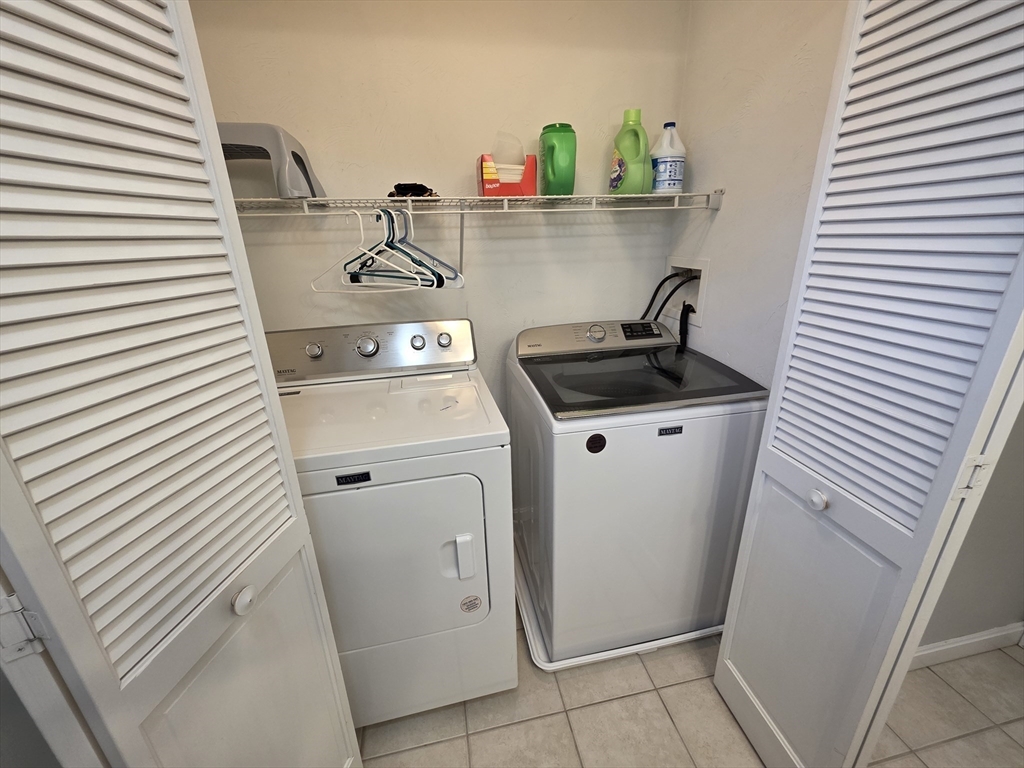 229 Concord Street Fall River, MA 02723 - Photo 13 of 40