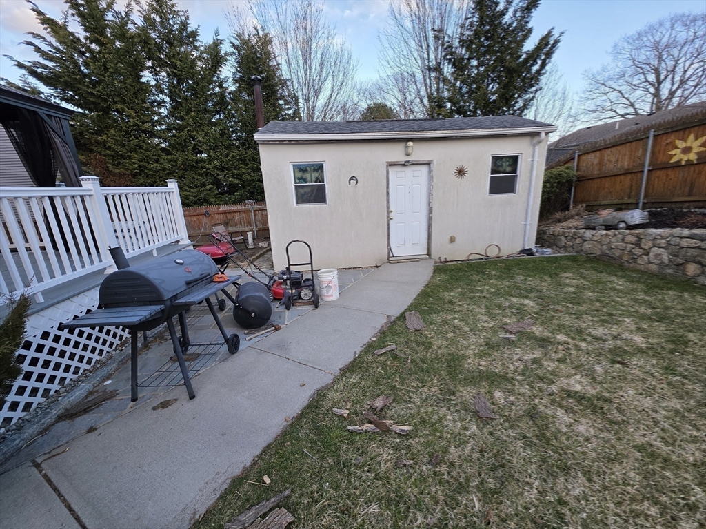 229 Concord Street Fall River, MA 02723 - Photo 30 of 40