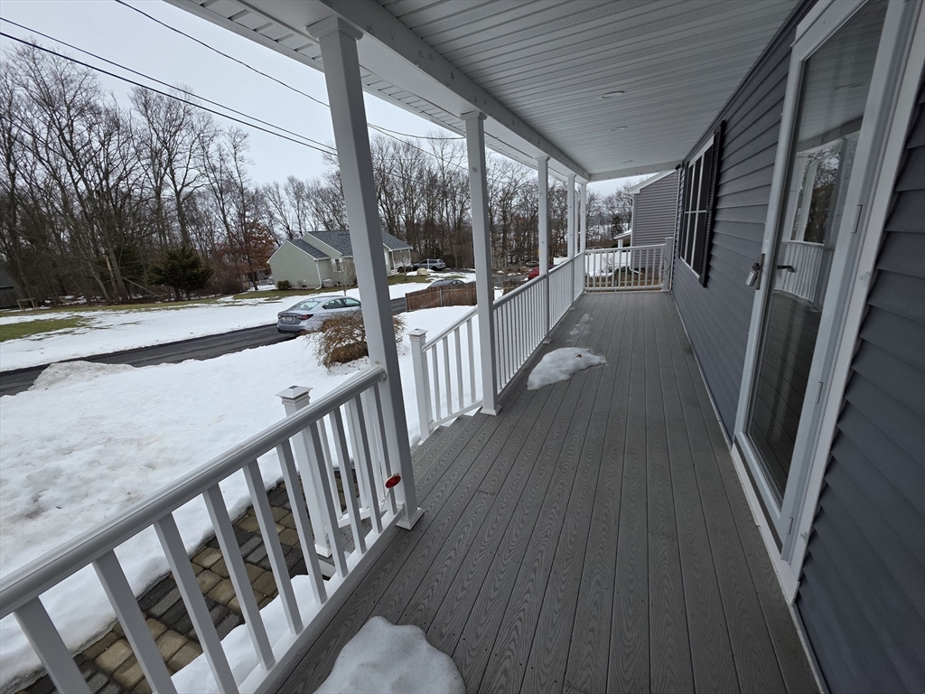 229 Concord Street Fall River, MA 02723 - Photo 4 of 40