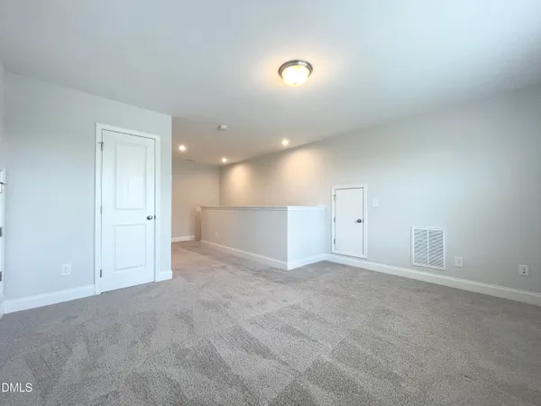 $2,950 | 238 Deardom Way, Chapel Hill, NC 27516