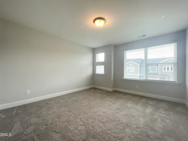 $2,950 | 238 Deardom Way, Chapel Hill, NC 27516