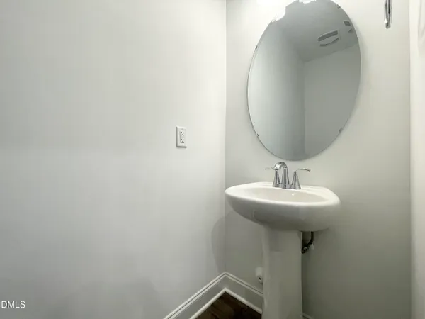 $2,950 | 238 Deardom Way, Chapel Hill, NC 27516