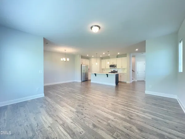 $2,950 | 238 Deardom Way, Chapel Hill, NC 27516