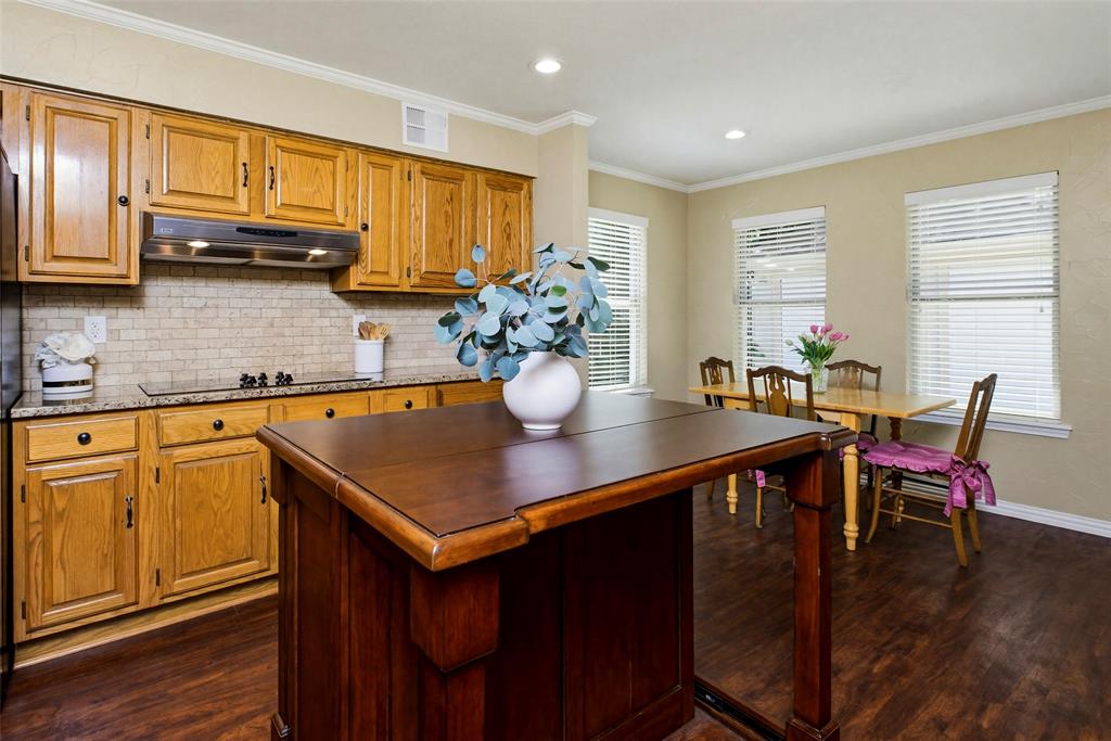 6704 Saddle Ridge Road Arlington, TX 76016 - Photo 11 of 27