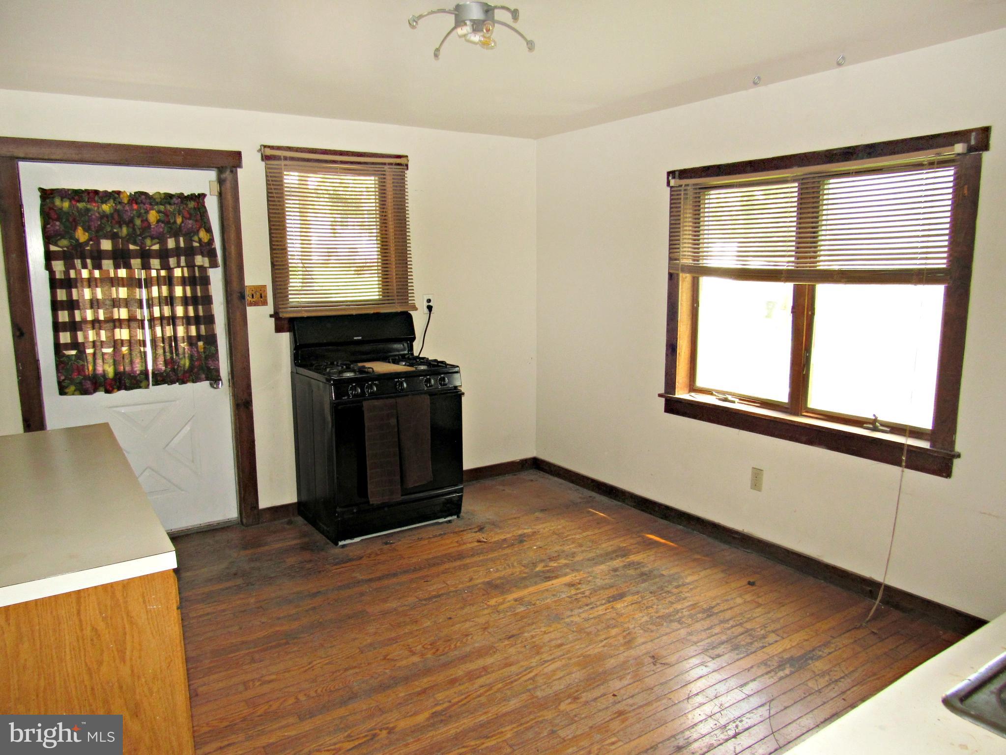 1751 Hendricks Road Harleysville, PA 19438 - Photo 6 of 13 Gallery Image 6