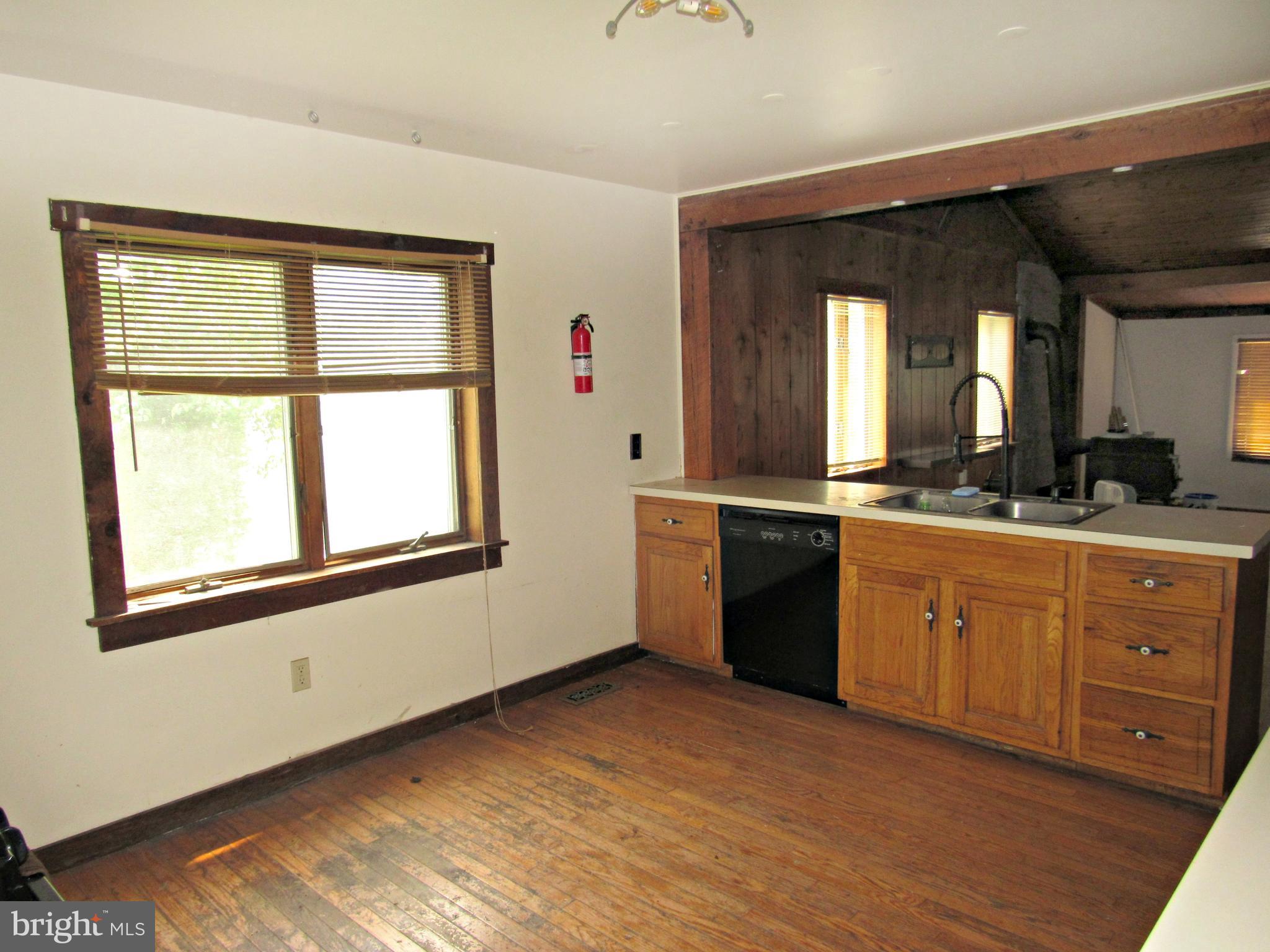 1751 Hendricks Road Harleysville, PA 19438 - Photo 7 of 13 Gallery Image 7