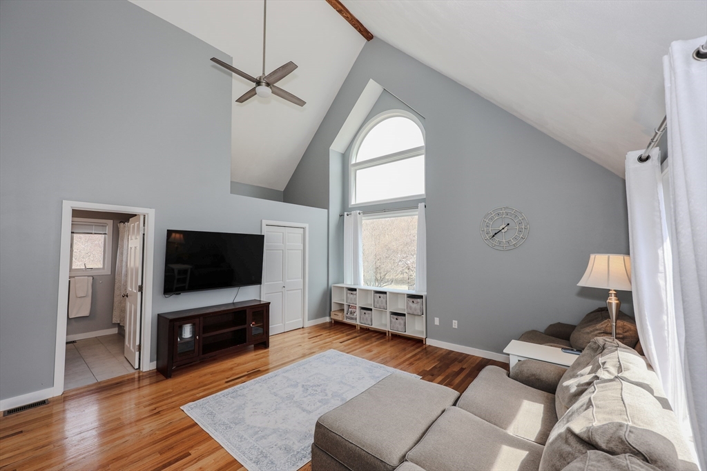 2 Natalie Road Chelmsford, MA 01824 - Photo 11 of 40