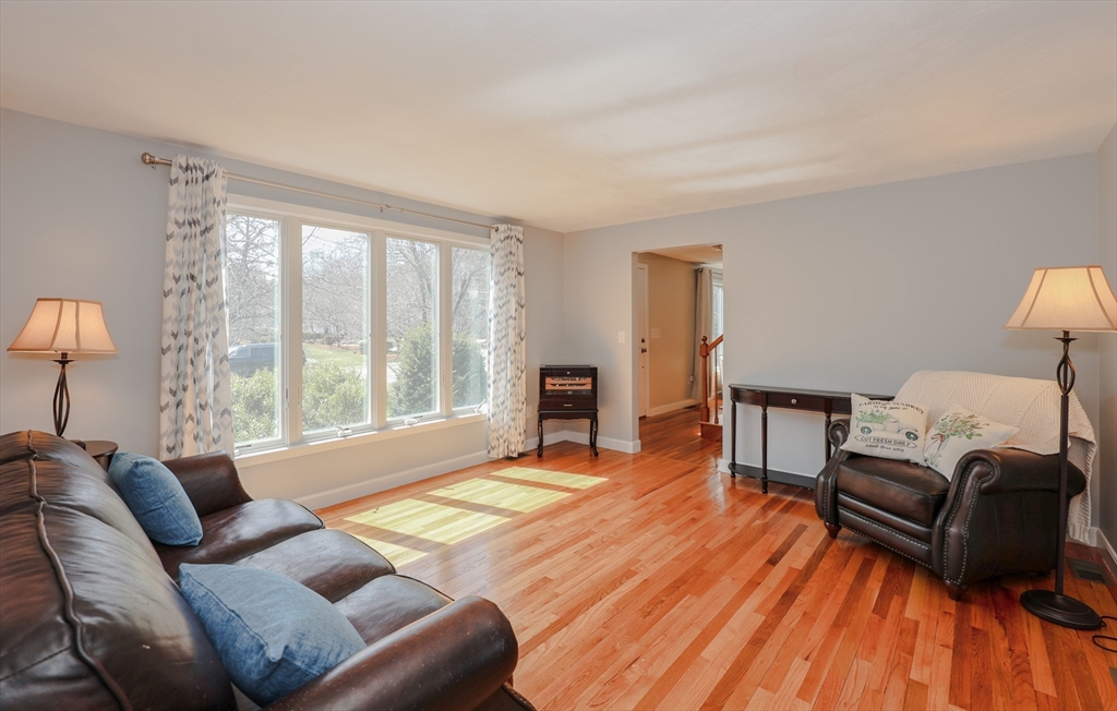 2 Natalie Road Chelmsford, MA 01824 - Photo 8 of 40