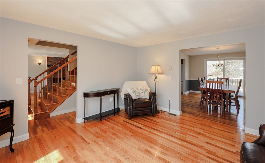 2 Natalie Road Chelmsford, MA 01824 - Photo 9 of 40