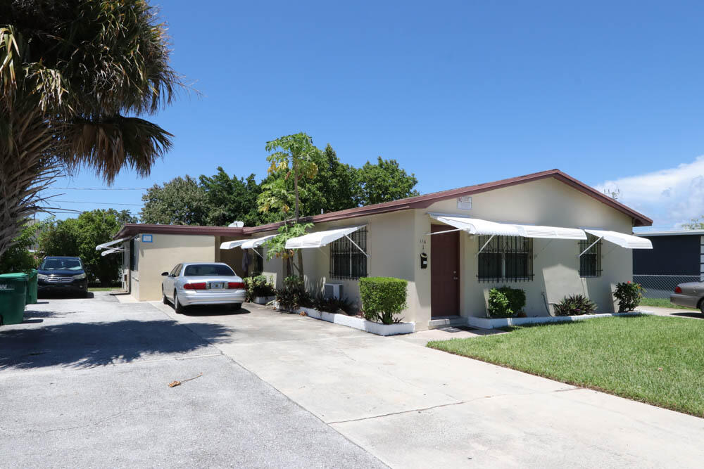 25 West 34th Street Riviera Beach, FL 33404 - Photo 13 of 19 W 34_136_3