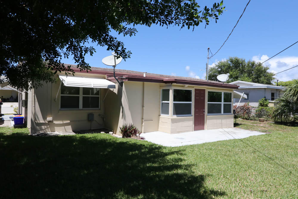25 West 34th Street Riviera Beach, FL 33404 - Photo 10 of 19 W 34_65_5