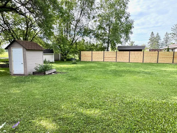 $239,900 | 302 5th Street Southeast, Roseau, MN 56751