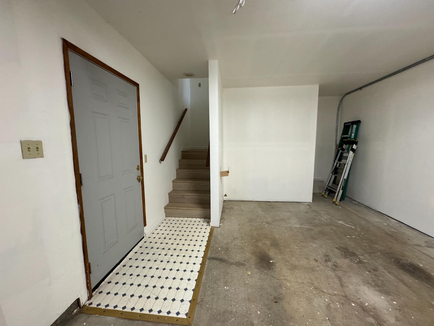 1420 Mt Ida Road Oroville, CA 95966 - Photo 26 of 37 a view of room with stairs and a window