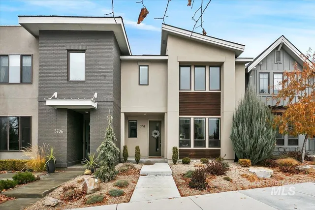 $3,750 | 3714 East Parkcenter Boulevard, Boise, ID 83716