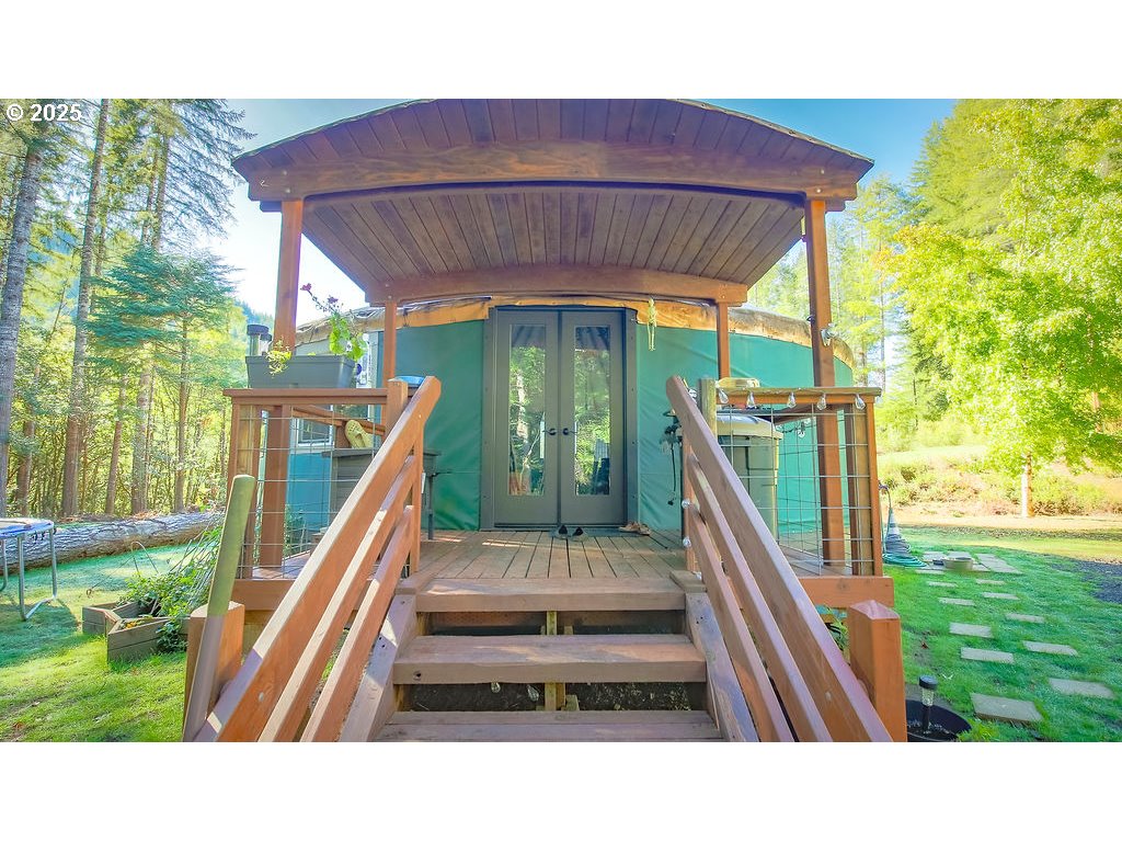 63450 Fairview Road Coquille, OR 97423 - Photo 10 of 37 a view of outdoor space and deck
