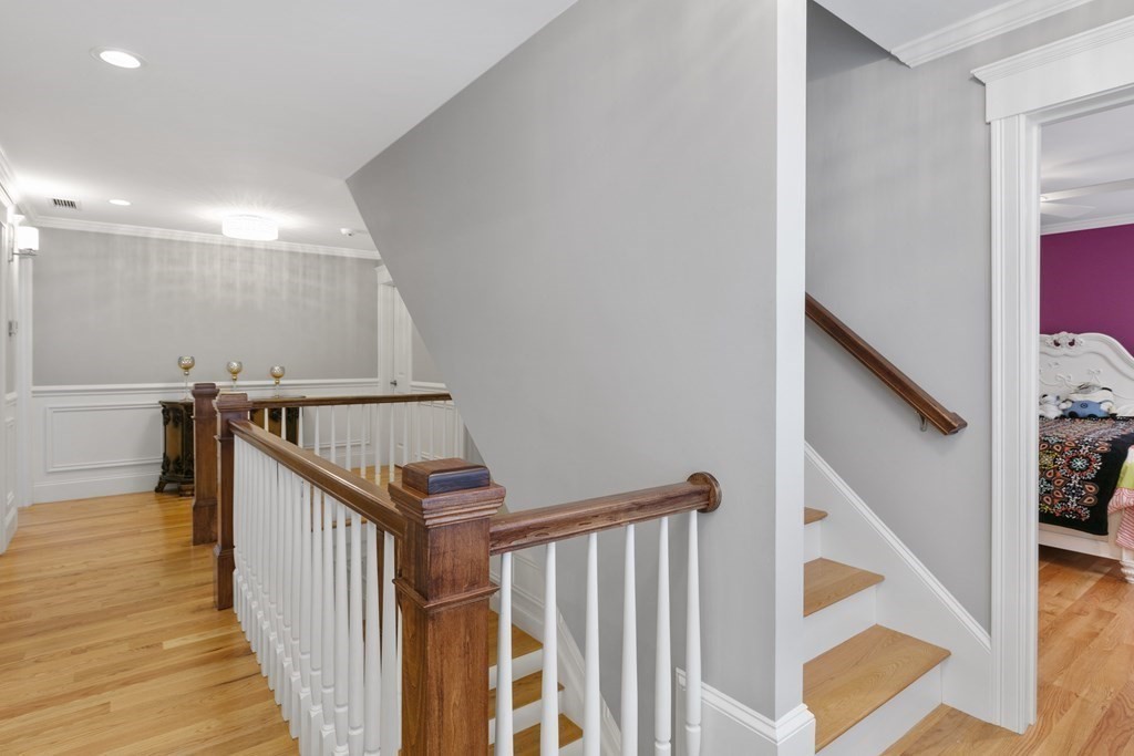 27 Webster Road Lexington, MA 02421 - Photo 16 of 42 a view of entryway