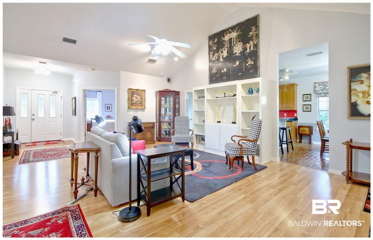 103 Par Circle Fairhope, AL 36532 - Photo 5 of 27
