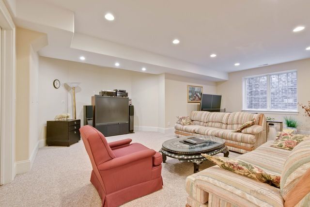 12 Cottonwood Road Northbrook, IL 60062 - Photo 40 of 43
