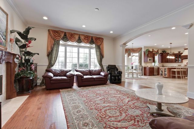 12 Cottonwood Road Northbrook, IL 60062 - Photo 7 of 43