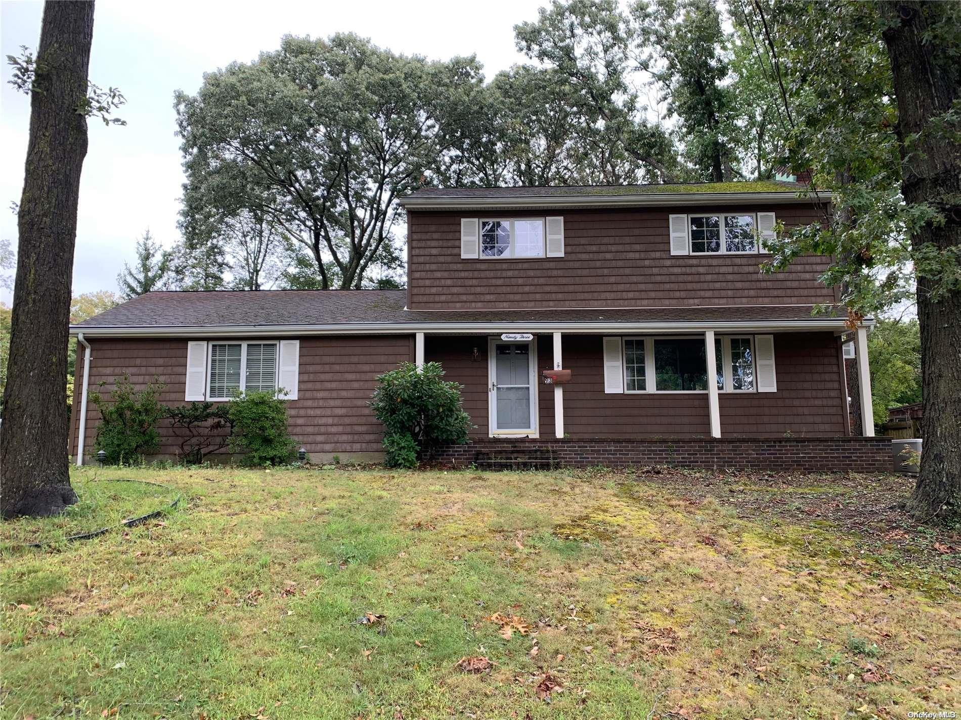 93 Eatons Neck Road Northport, NY 11768 - Photo 1 of 1