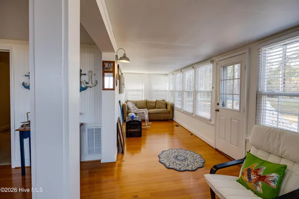 $445,000 | 2995 Hickory Point Road, Aurora, NC 27806