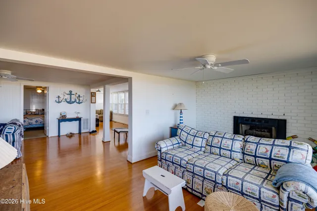 $445,000 | 2995 Hickory Point Road, Aurora, NC 27806