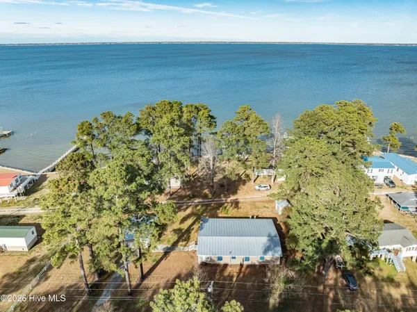 $445,000 | 2995 Hickory Point Road, Aurora, NC 27806