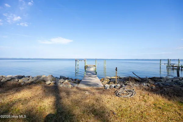 $445,000 | 2995 Hickory Point Road, Aurora, NC 27806