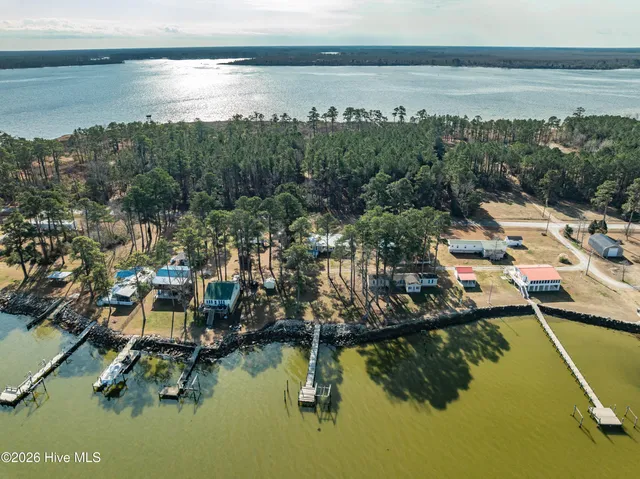 $445,000 | 2995 Hickory Point Road, Aurora, NC 27806