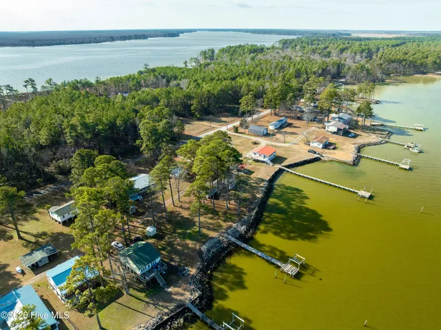 $445,000 | 2995 Hickory Point Road, Aurora, NC 27806